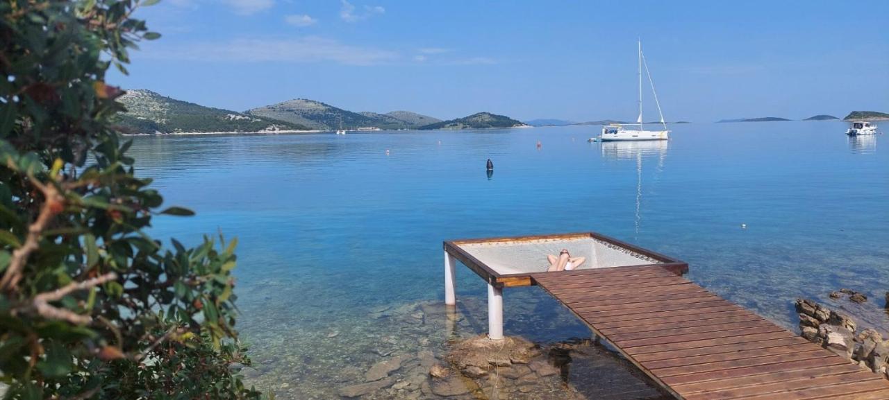 Beach House Danica - Resort & Tavern Bain, Free Transport, Pool, Island Of Zut - Kornati Pristanisce Exterior foto